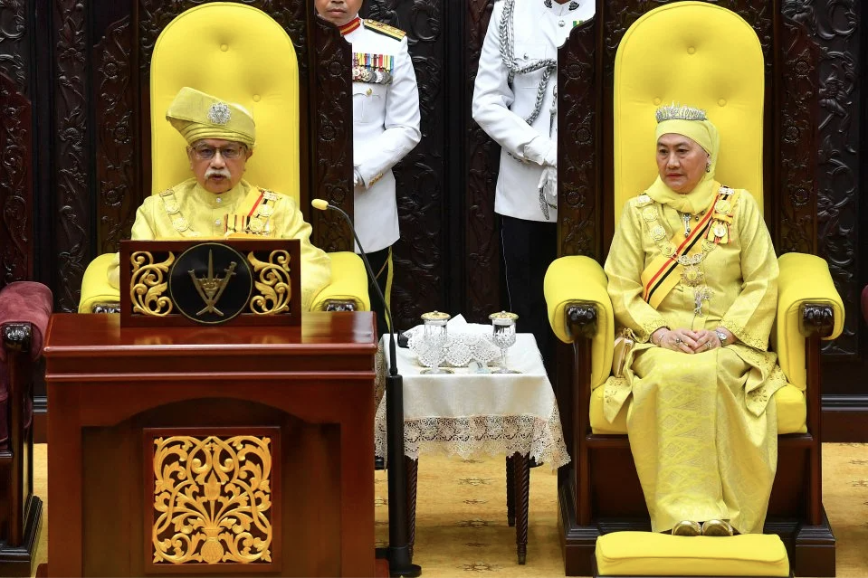 Kerajaan Persekutuan Kekal Iktiraf Tuanku Muhriz Sebagai Yang di-Pertuan Besar