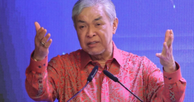 “Biarlah Yang Ada Dalam Hati Itu Harimau, Yang Keluar Hanya Kambing” – Zahid