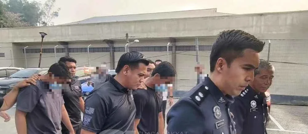Dua pelajar Tingkatan Empat dihadapkan ke mahkamah kes kematian pelajar Tingkatan Dua